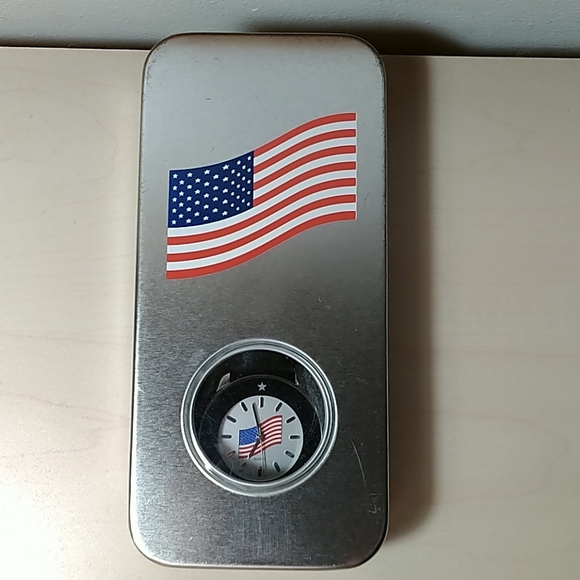 Girl Scout watch. - Picture 4 of 4